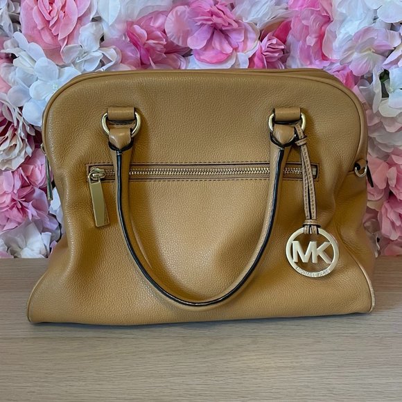 Michael Kors Handbag - Picture 1 of 14